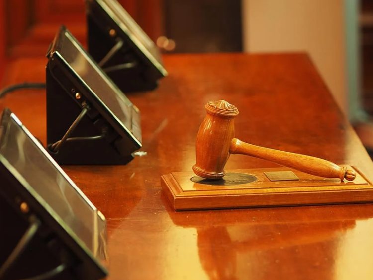 Η Δ.48Θ8(4) των Θεσμών Πολιτικής Δικονομίας: συνένωση στην αγωγή και/ή περιορισμένη παρέμβαση. 1 ceb7 ceb4 48ceb884 cf84cf89cebd ceb8ceb5cf83cebccf8ecebd cf80cebfcebbceb9cf84ceb9cebaceaecf82 ceb4ceb9cebacebfcebdcebfcebcceafceb1cf82 6812259a81c78